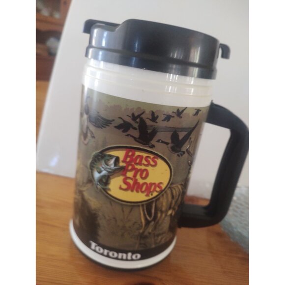 Large Bass Pro Shop 32 Ounce Travel/Fishing Coffee Mug - Toronto - Picture 8 of 10